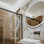 Poetica Boutique Sky 4* Naples
