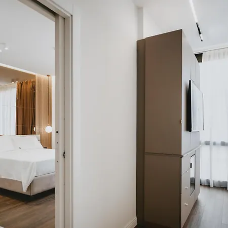 Poetica Boutique Sky 4*