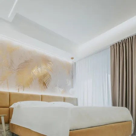 Poetica Boutique Sky 4* Napoli