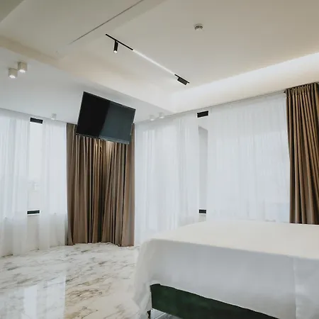 Poetica Boutique Sky 4*