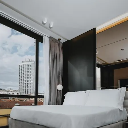 Poetica Boutique Sky Hotel 4*