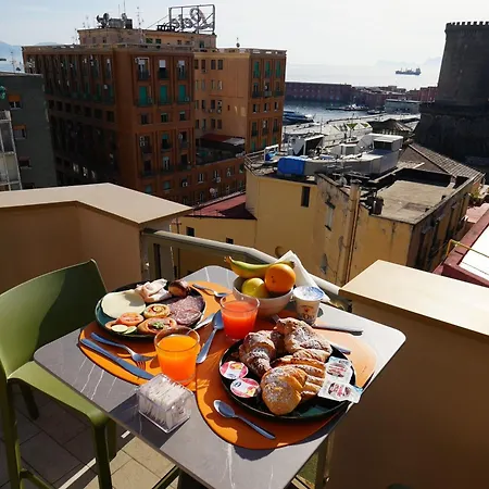 Hotel Poetica Boutique Sky 4*