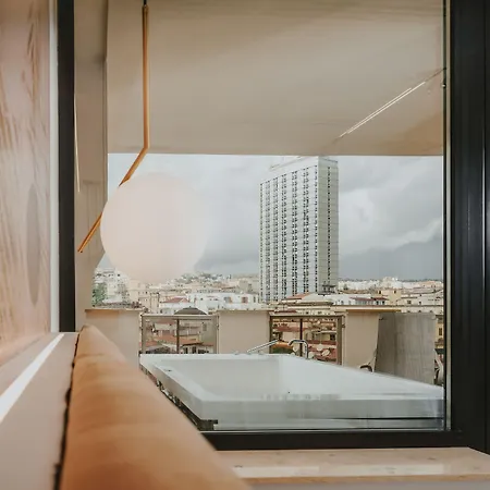 Poetica Boutique Sky Hotel 4*